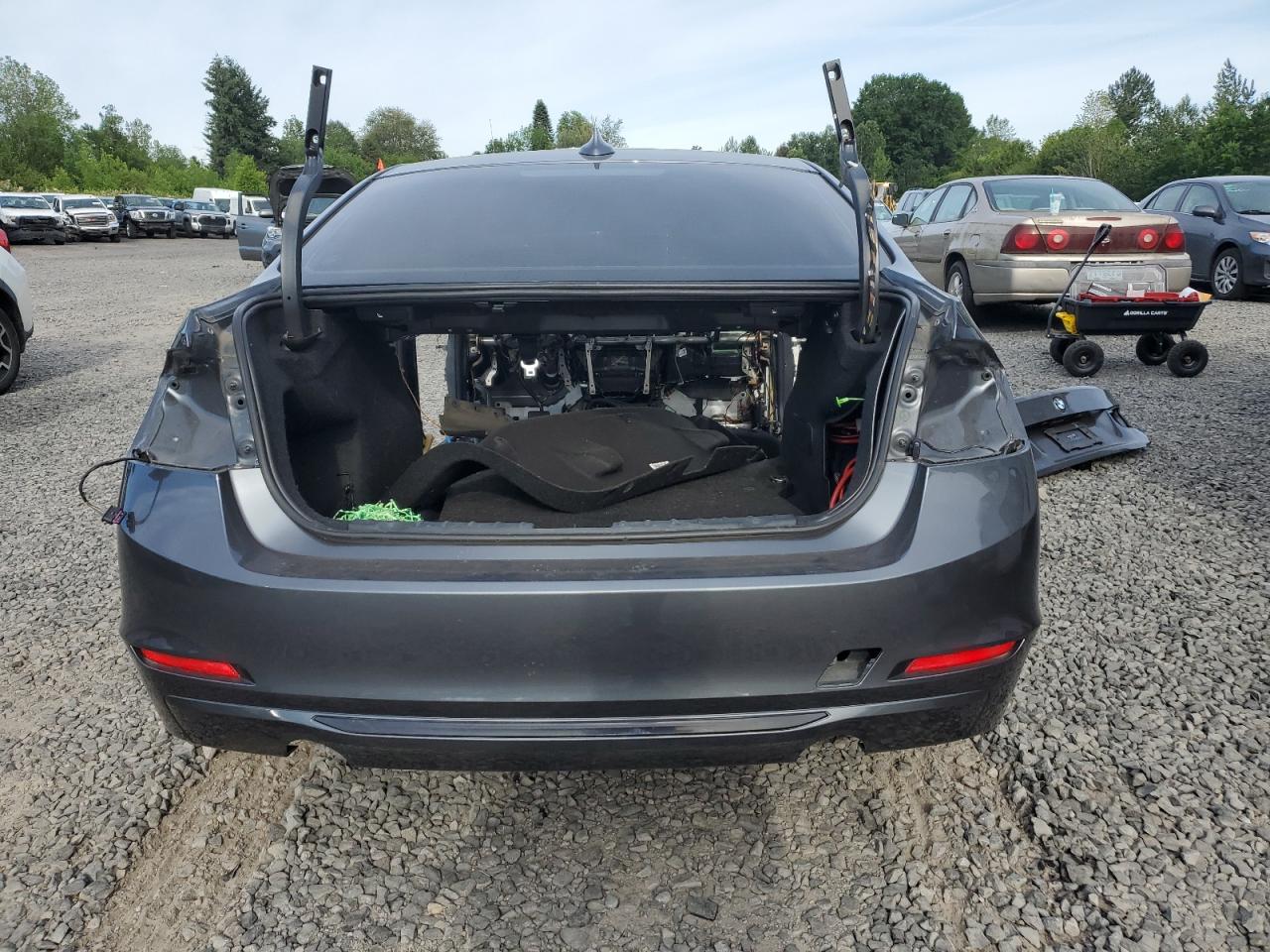 WBA3B9C51DF585996 2013 BMW 335 Xi