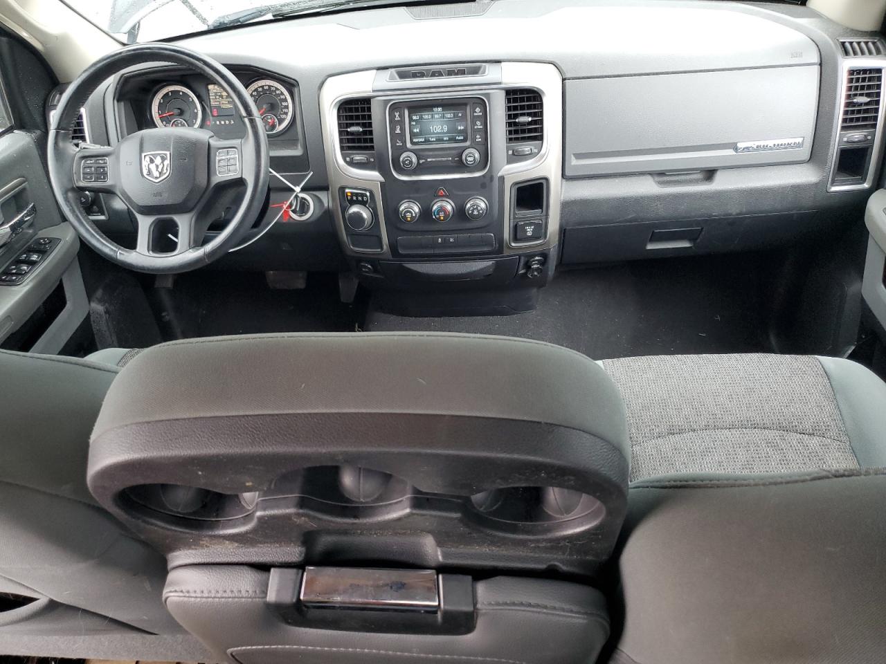 1C6RR6GT8GS382414 2016 Ram 1500 Slt