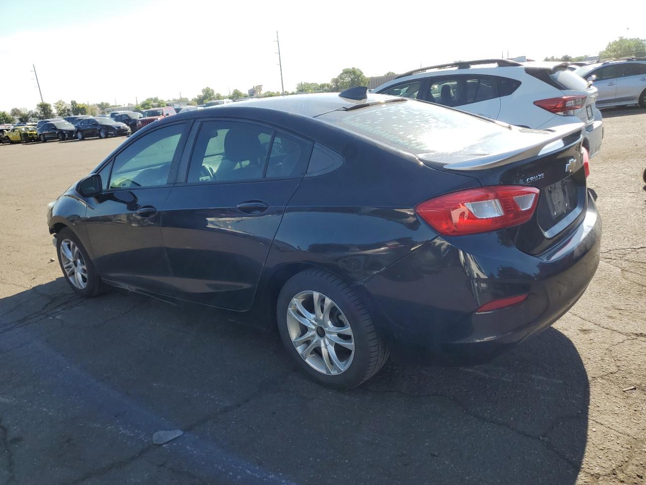 2017 Chevrolet Cruze Ls vin: 1G1BC5SM7H7217568