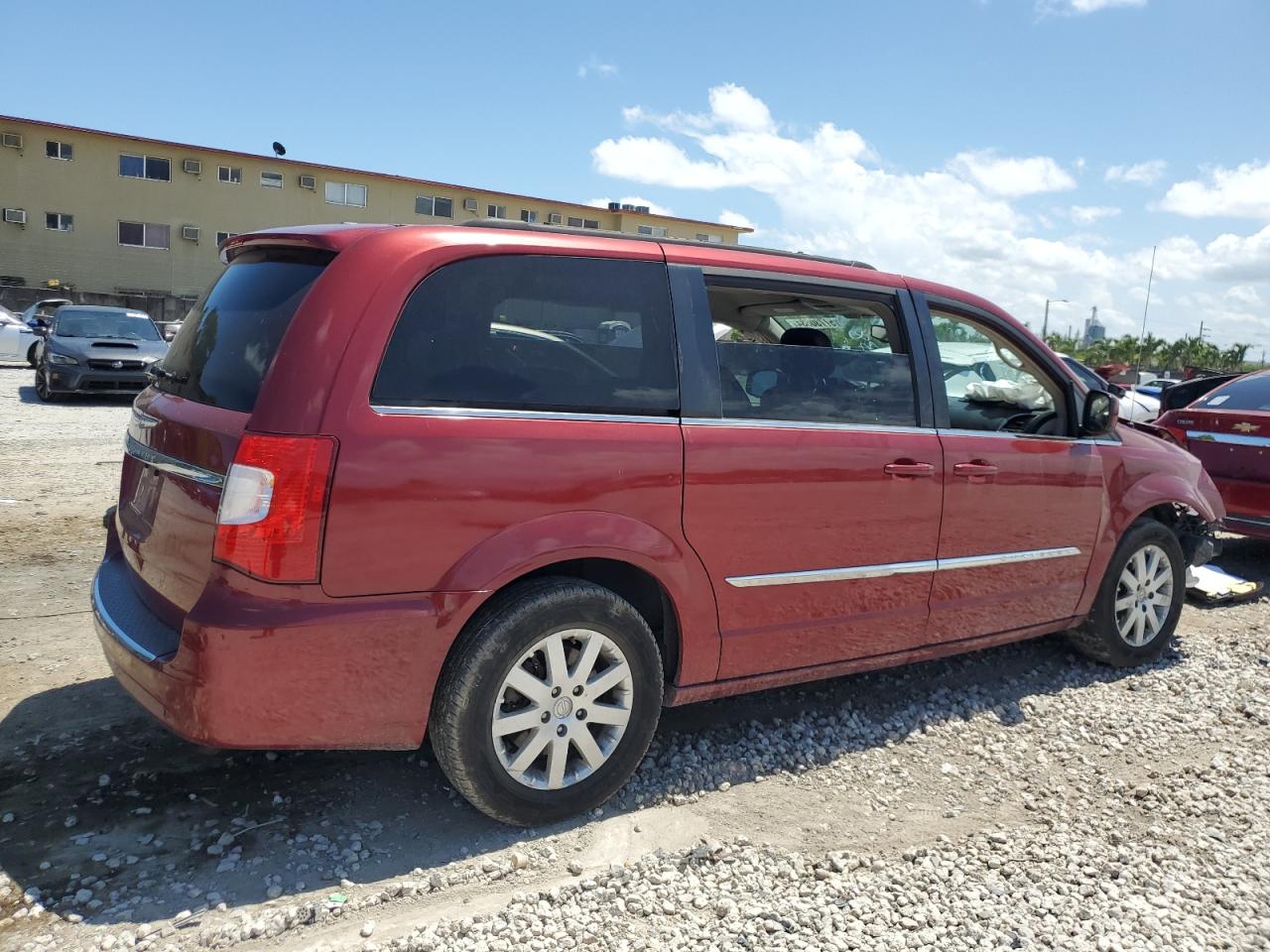 2C4RC1BG2ER270438 2014 Chrysler Town & Country Touring