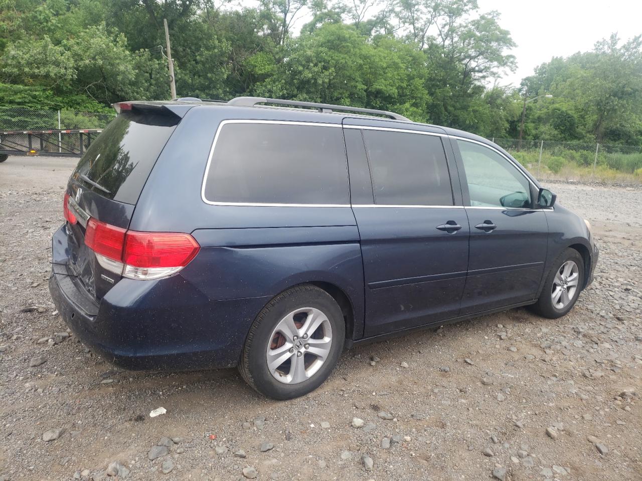 5FNRL3H93AB095028 2010 Honda Odyssey Touring