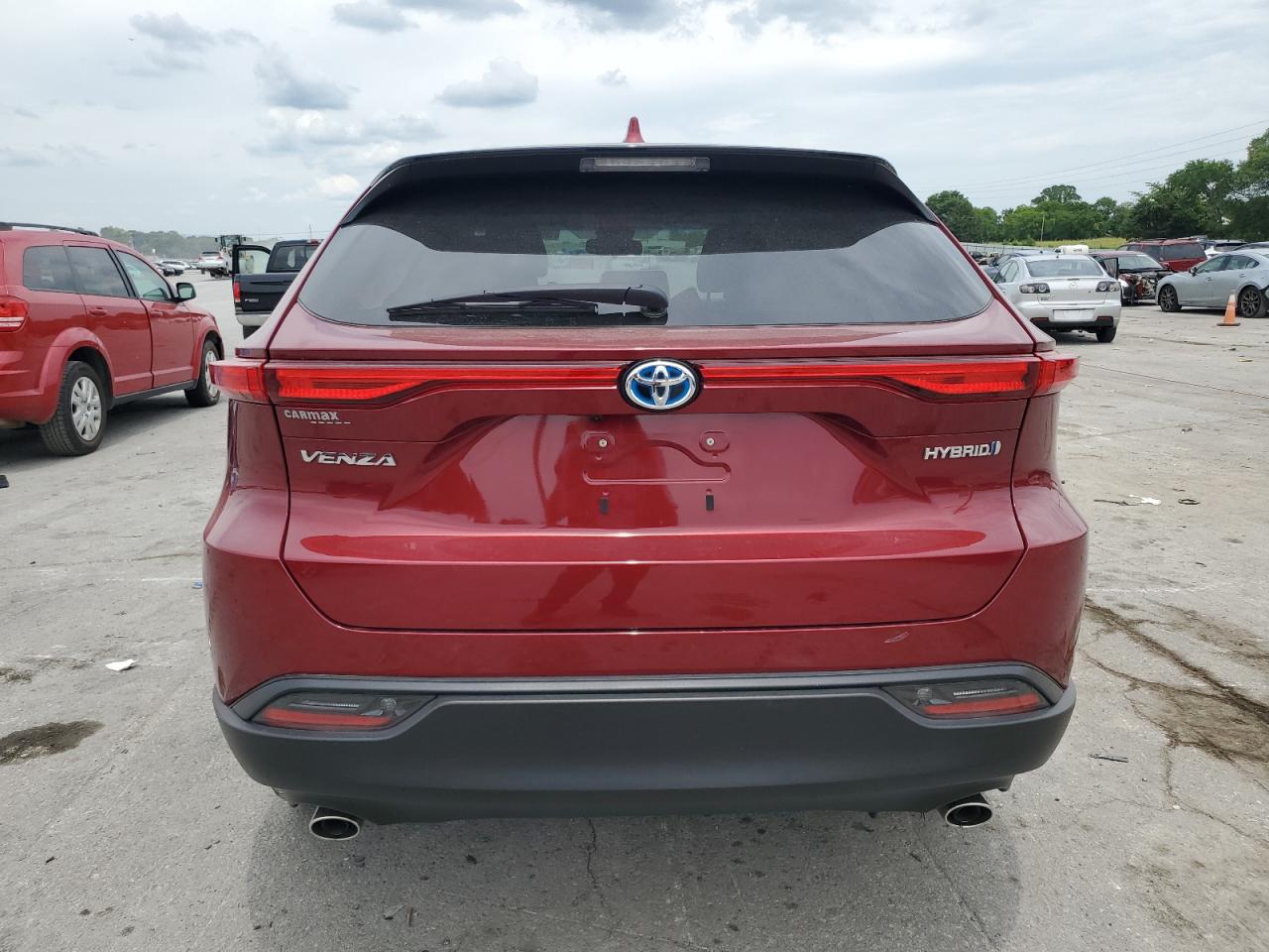 JTEAAAAH3NJ090737 2022 Toyota Venza Le