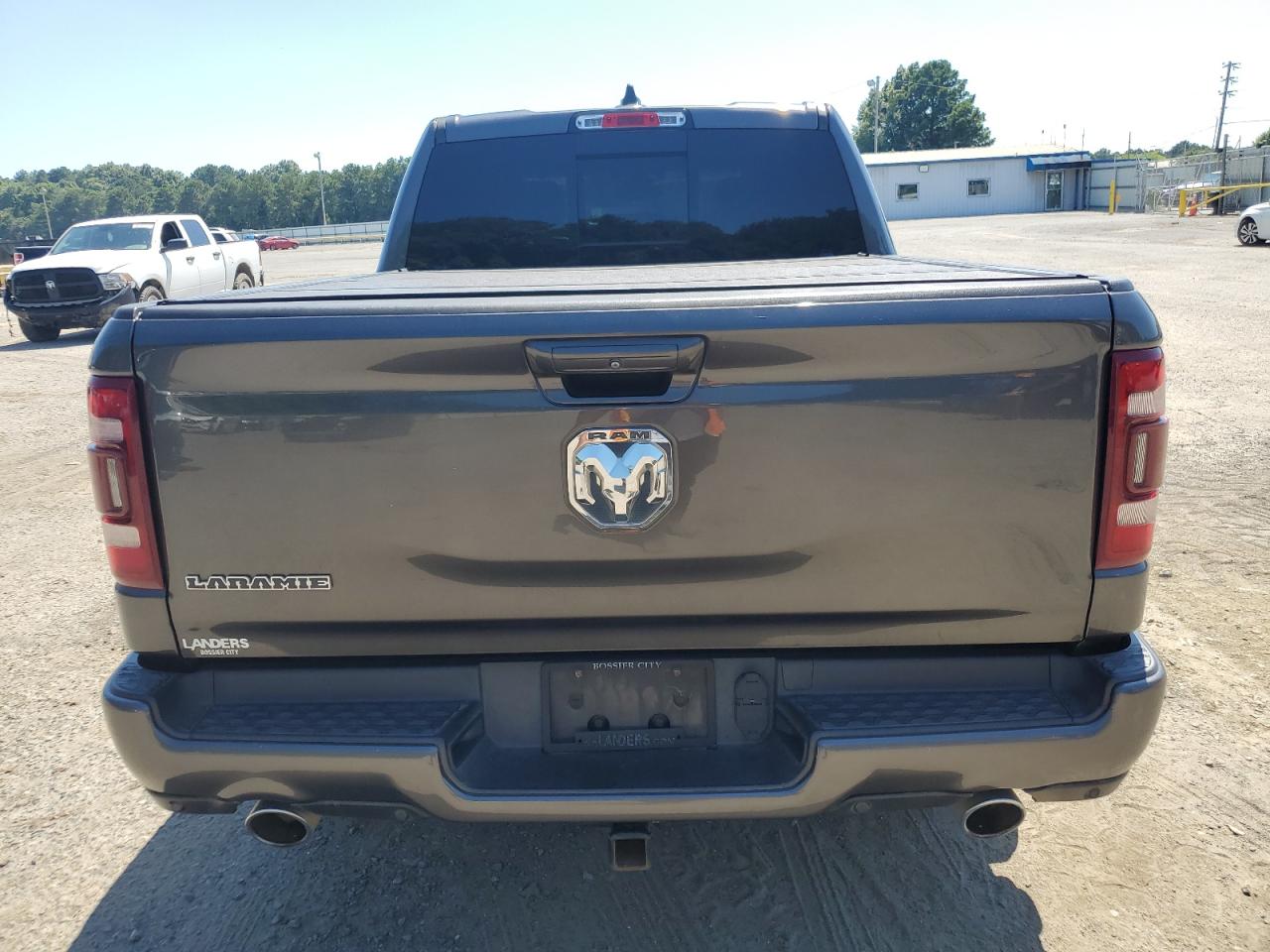 1C6RREJT7KN579486 2019 Ram 1500 Laramie