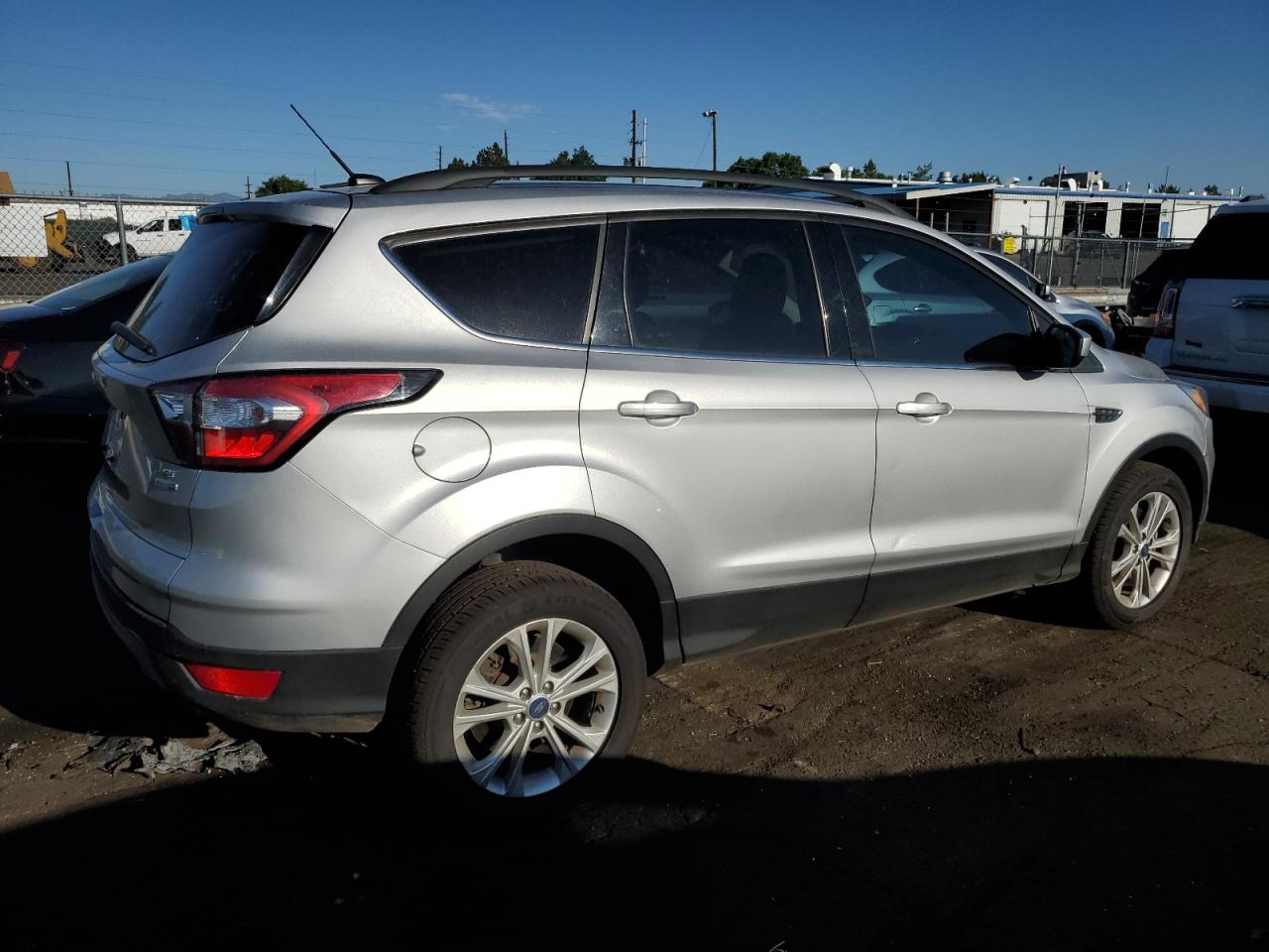 2018 Ford Escape Se vin: 1FMCU9GD1JUD58177