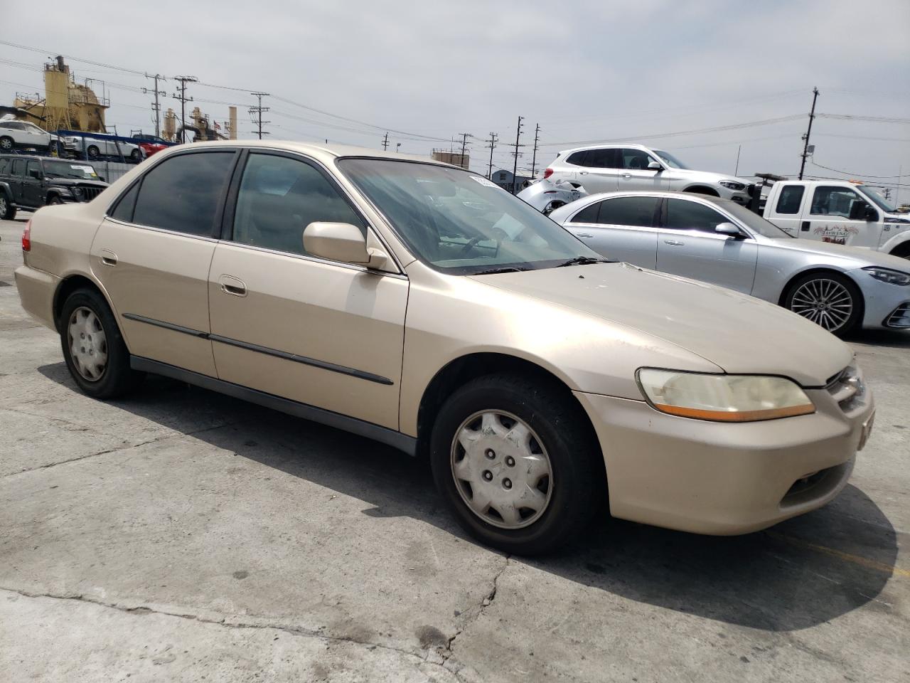 1HGCG5646YA127374 2000 Honda Accord Lx