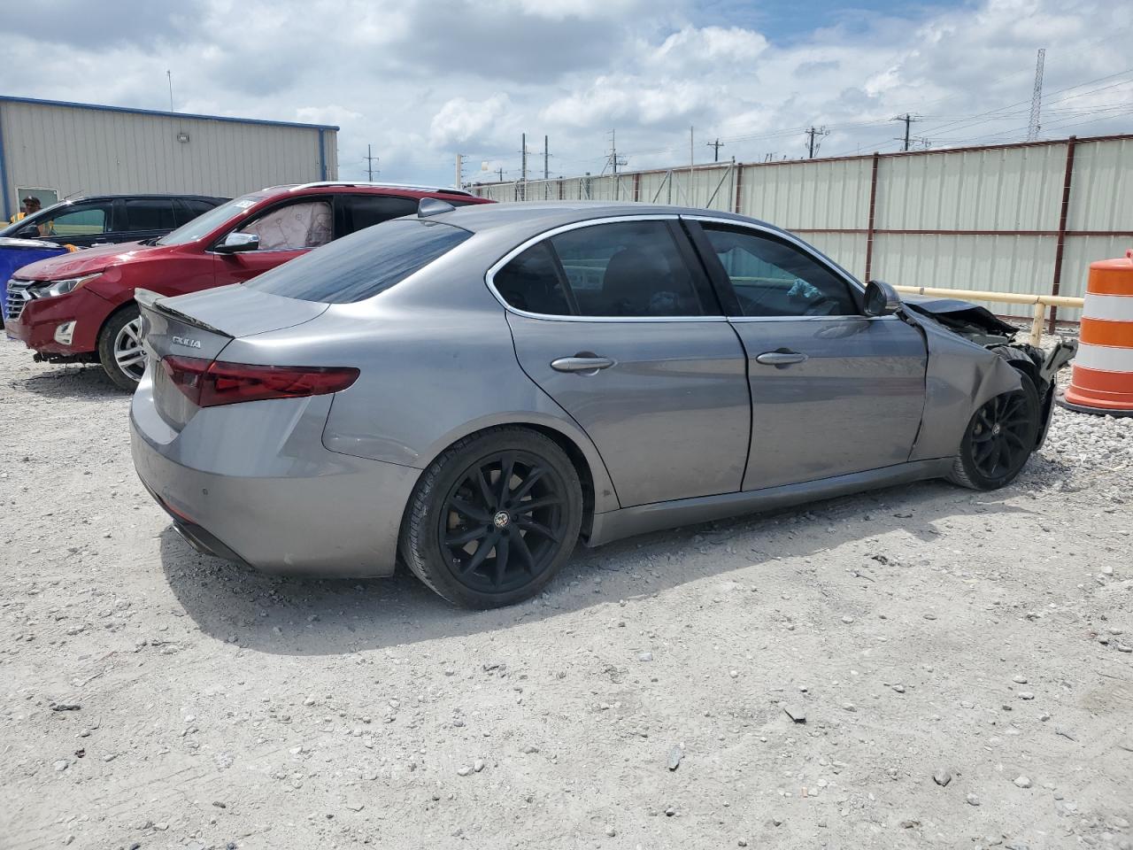 ZARFAEBN5H7556021 2017 Alfa Romeo Giulia