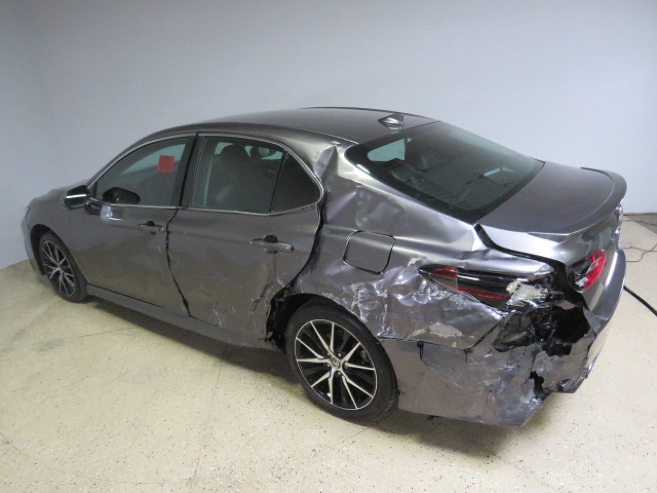 2022 Toyota Camry Se vin: 4T1G11AK8NU641202