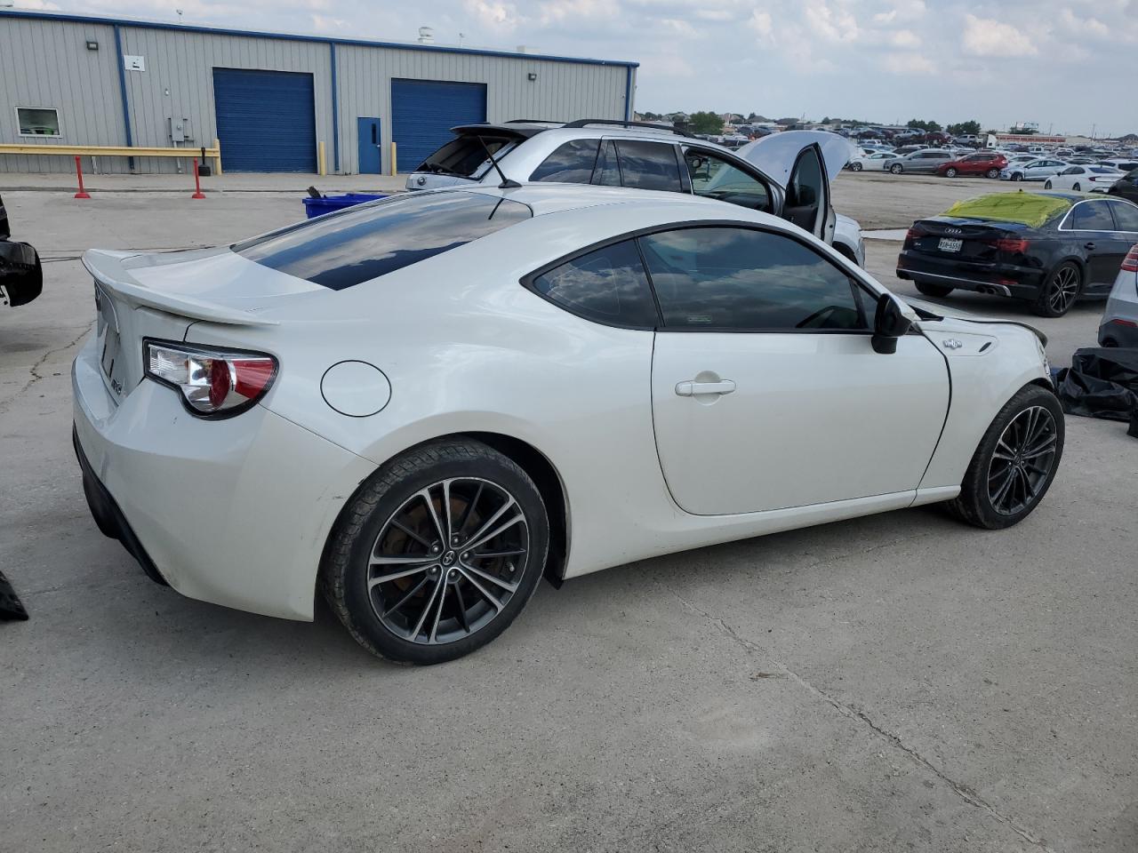 2013 Toyota Scion Fr-S vin: JF1ZNAA13D1725779