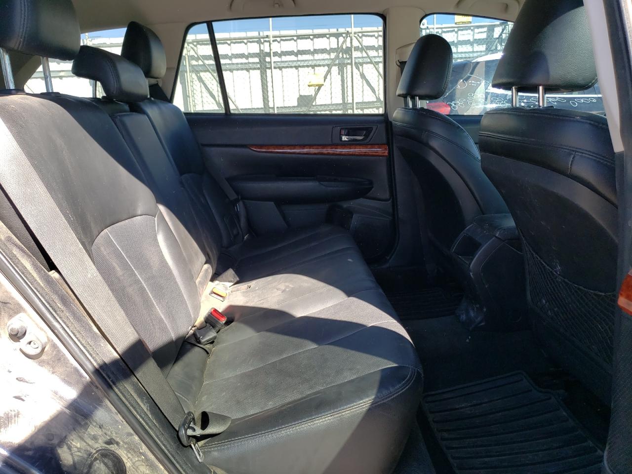 4S4BRDKC3C2284807 2012 Subaru Outback 3.6R Limited