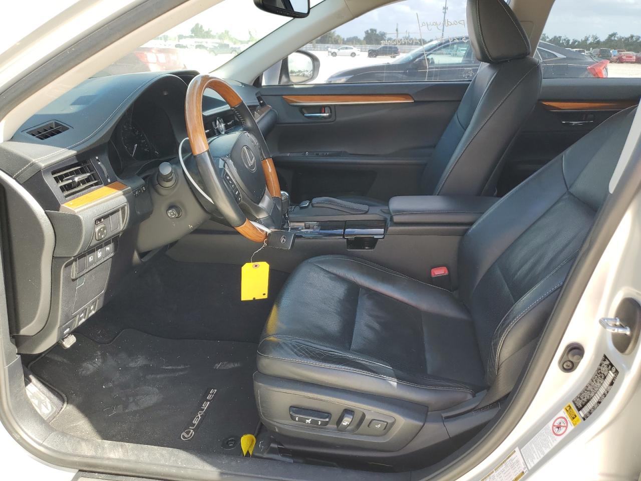 JTHBW1GG5E2051956 2014 Lexus Es 300H