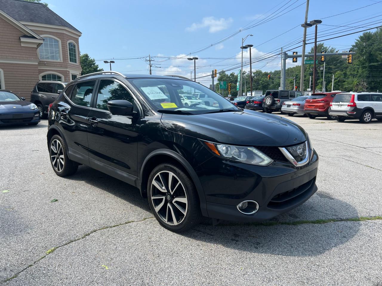 2018 Nissan Rogue Sport S vin: JN1BJ1CR1JW202224