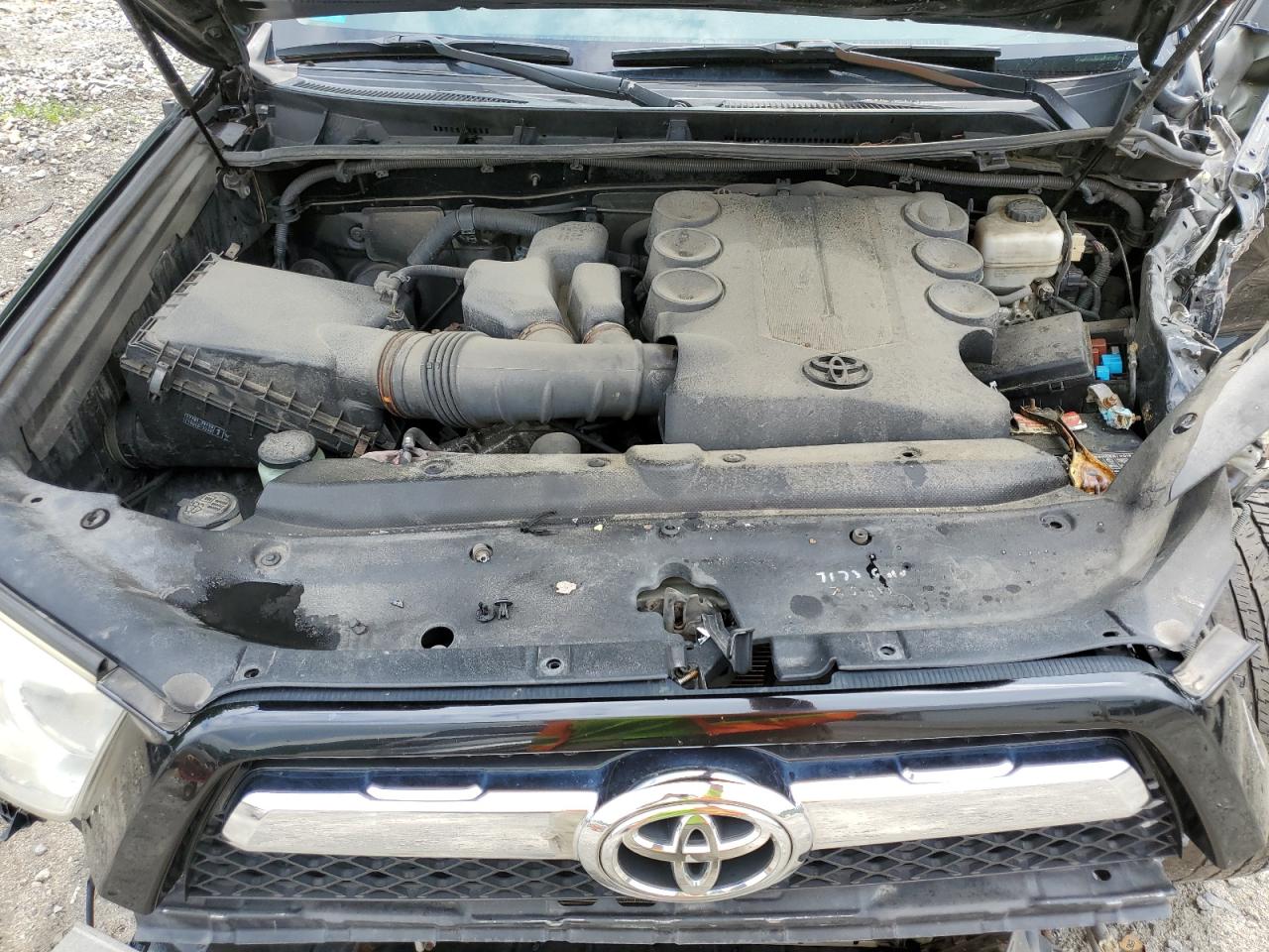 JTEBU5JRXB5070582 2011 Toyota 4Runner Sr5