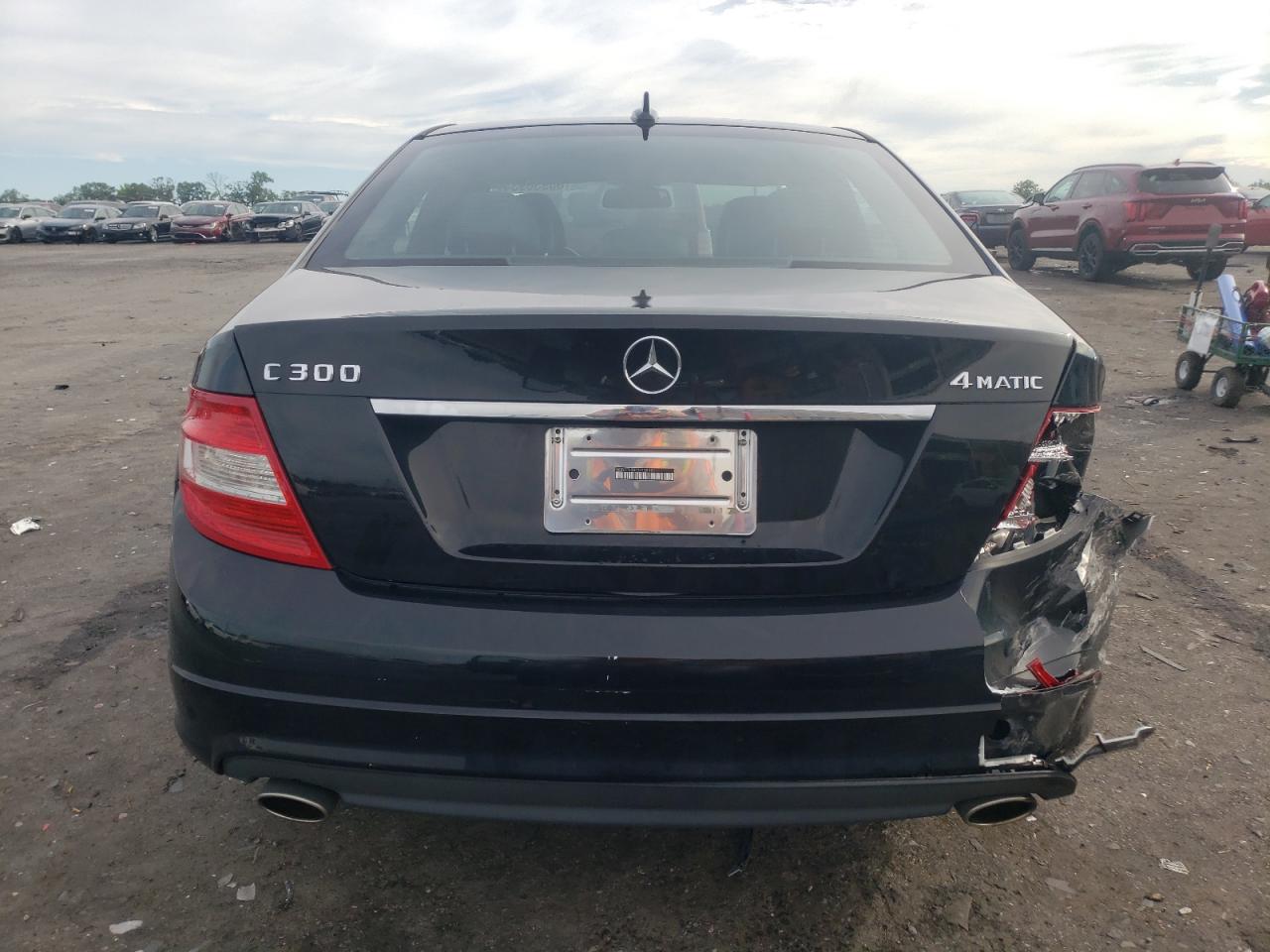 WDDGF8BB7BR139184 2011 Mercedes-Benz C 300 4Matic