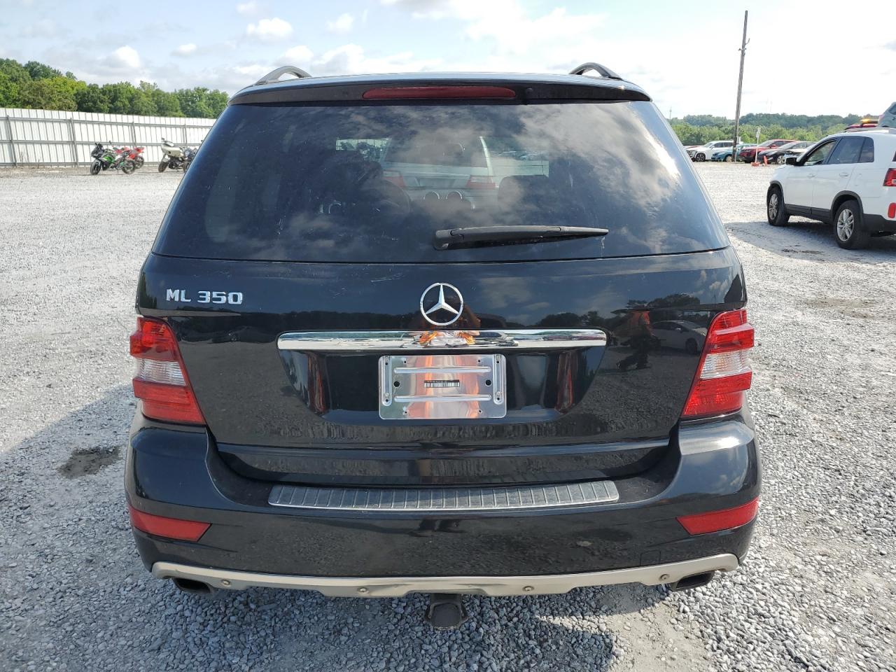 4JGBB5GB0AA580168 2010 Mercedes-Benz Ml 350