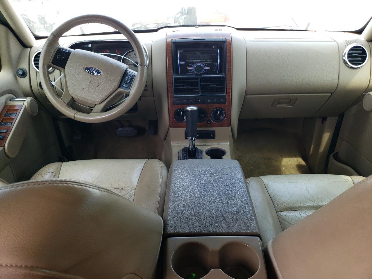 1FMEU7EE0AUA39961 2010 Ford Explorer Eddie Bauer