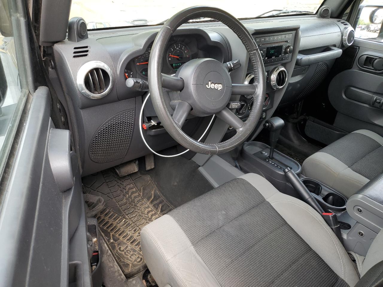 1J4FA24137L130489 2007 Jeep Wrangler X