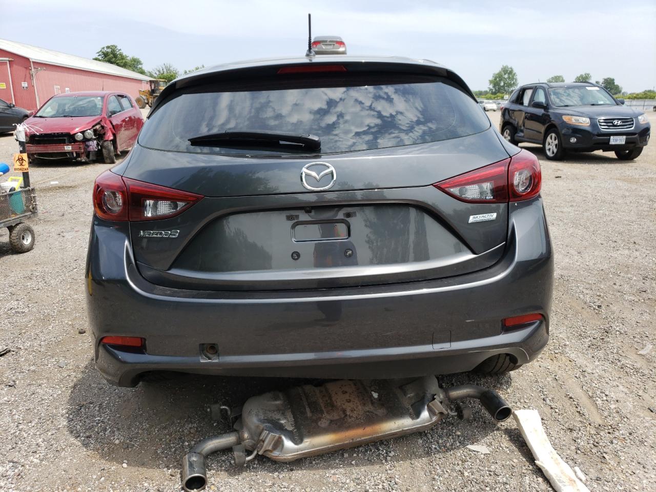 JM1BN1L7XJ1187011 2018 Mazda 3 Touring