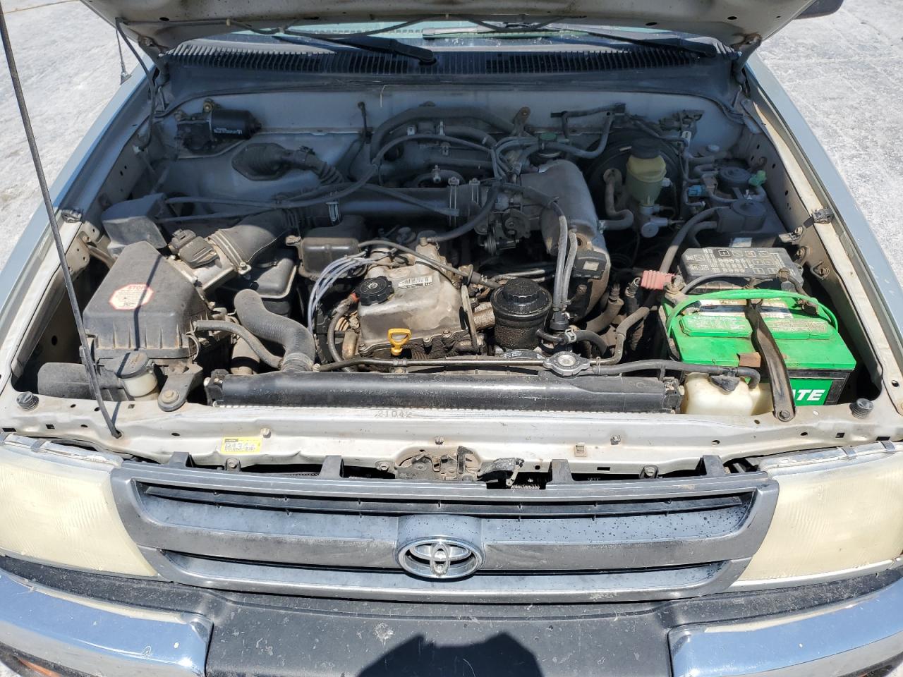 4TAWM72N5YZ663762 2000 Toyota Tacoma Xtracab