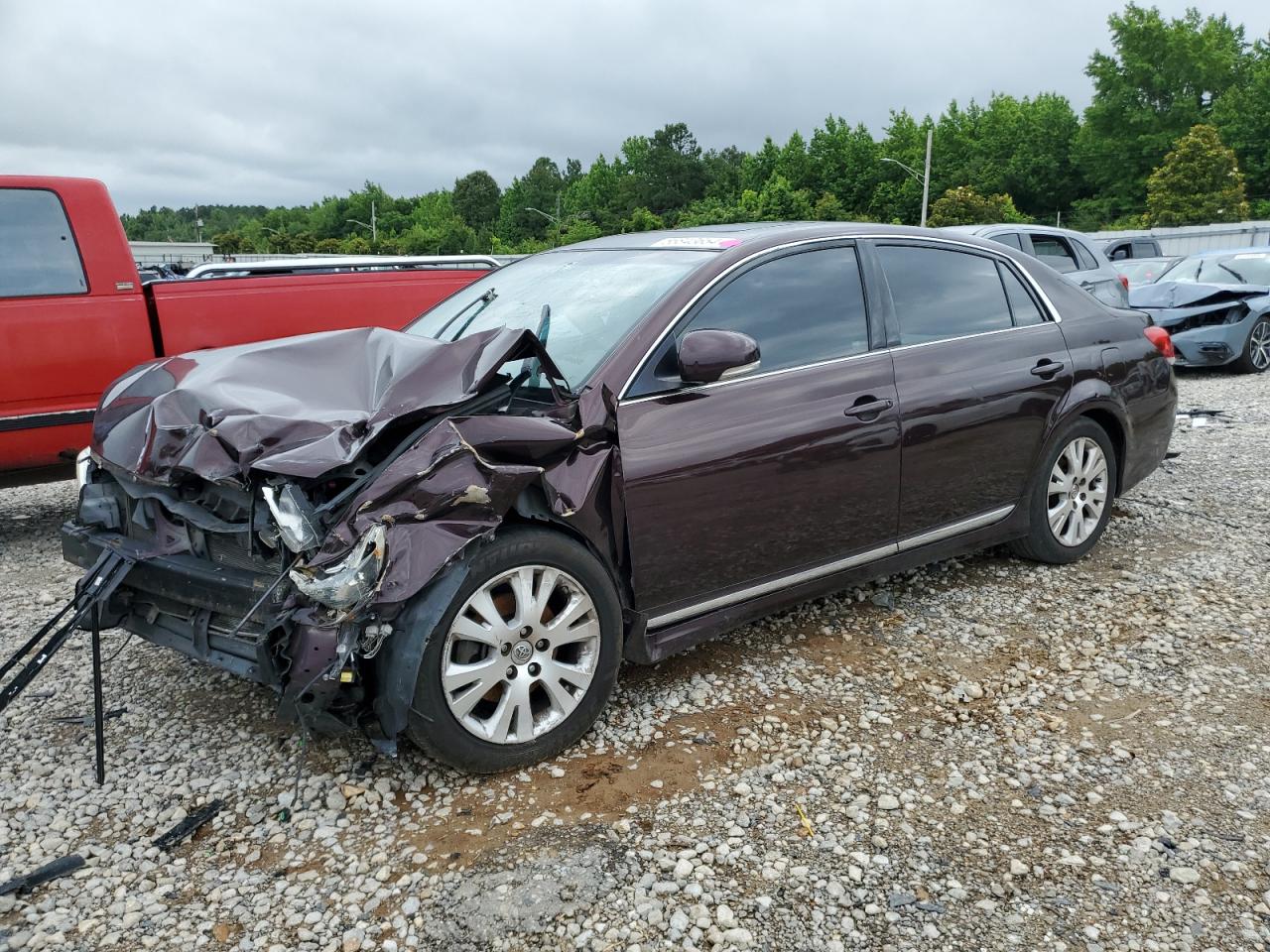 Lot #2821405318 2012 TOYOTA AVALON BAS