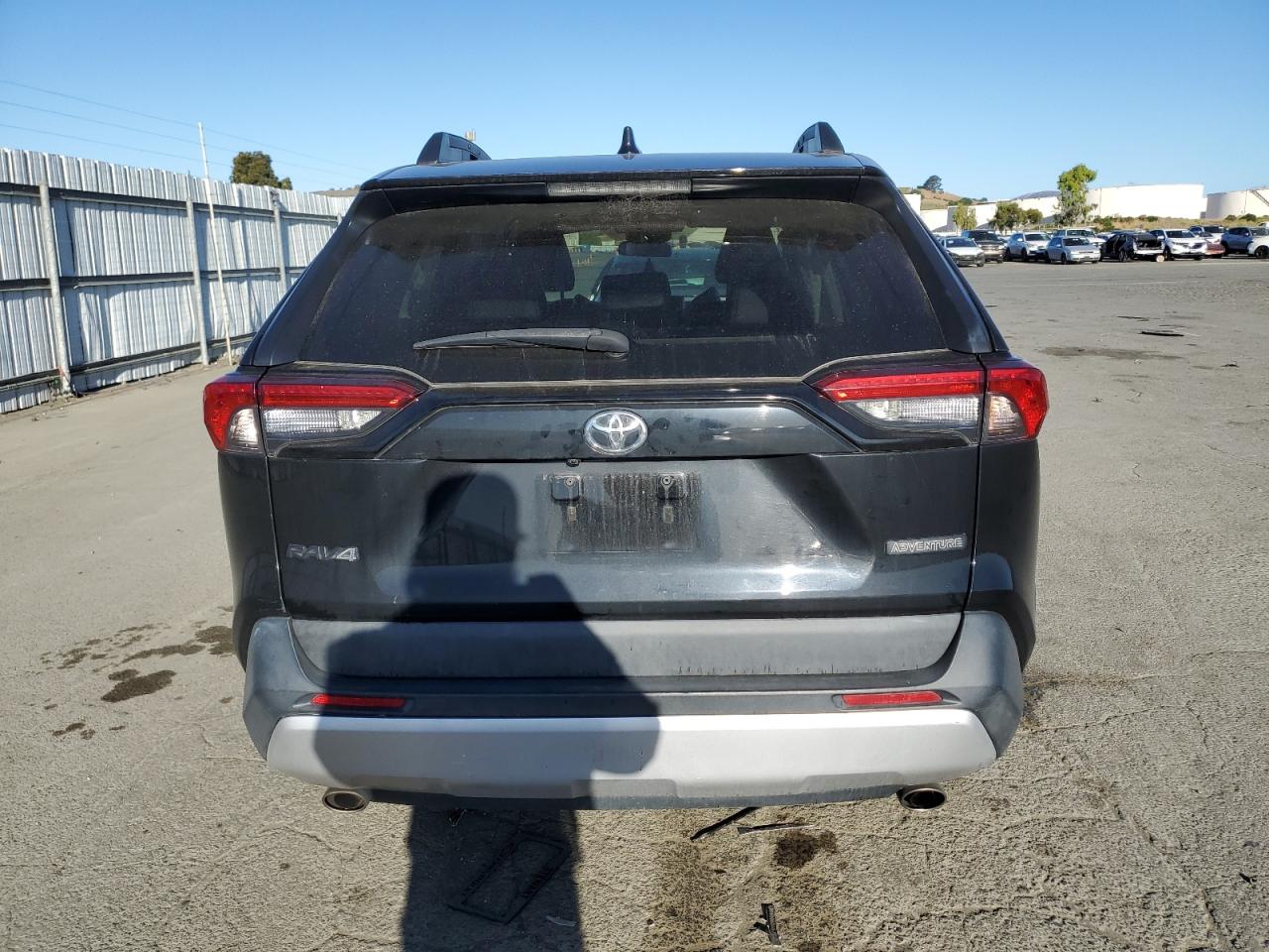 2T3J1RFV5LC093513 2020 Toyota Rav4 Adventure