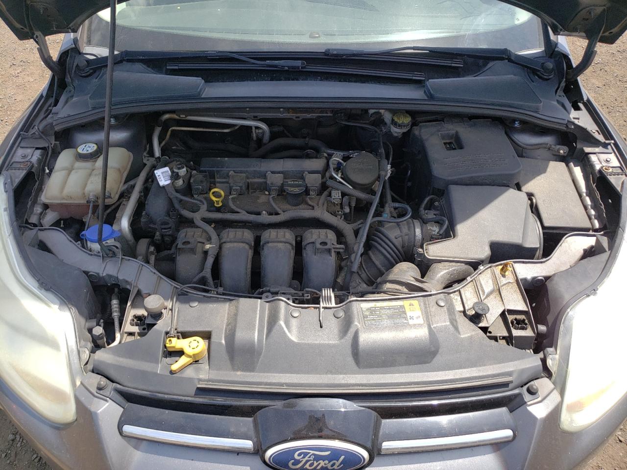 1FAHP3F24CL113533 2012 Ford Focus Se