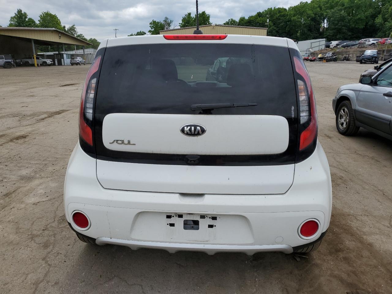 KNDJP3A52J7901407 2018 Kia Soul +