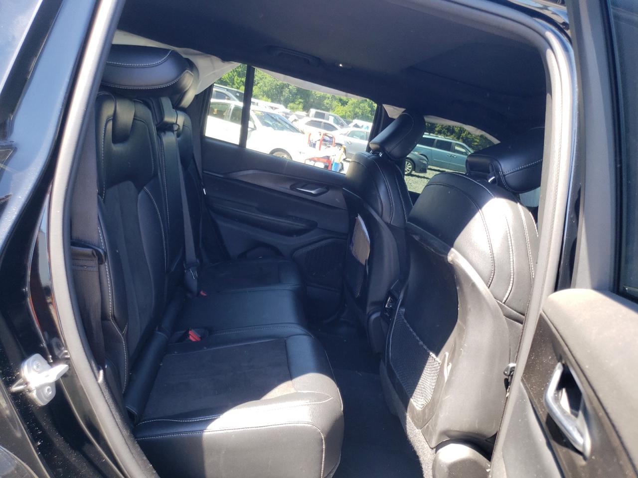 1C4RJHAG7PC570228 2023 Jeep Grand Cherokee Laredo