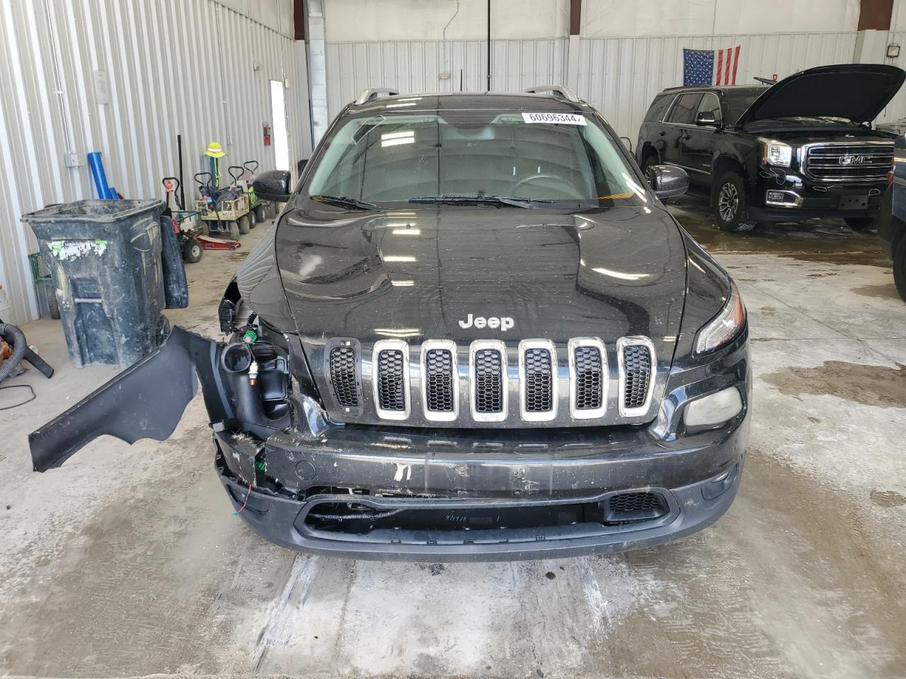 2015 Jeep Cherokee Latitude vin: 1C4PJMCS7FW789480