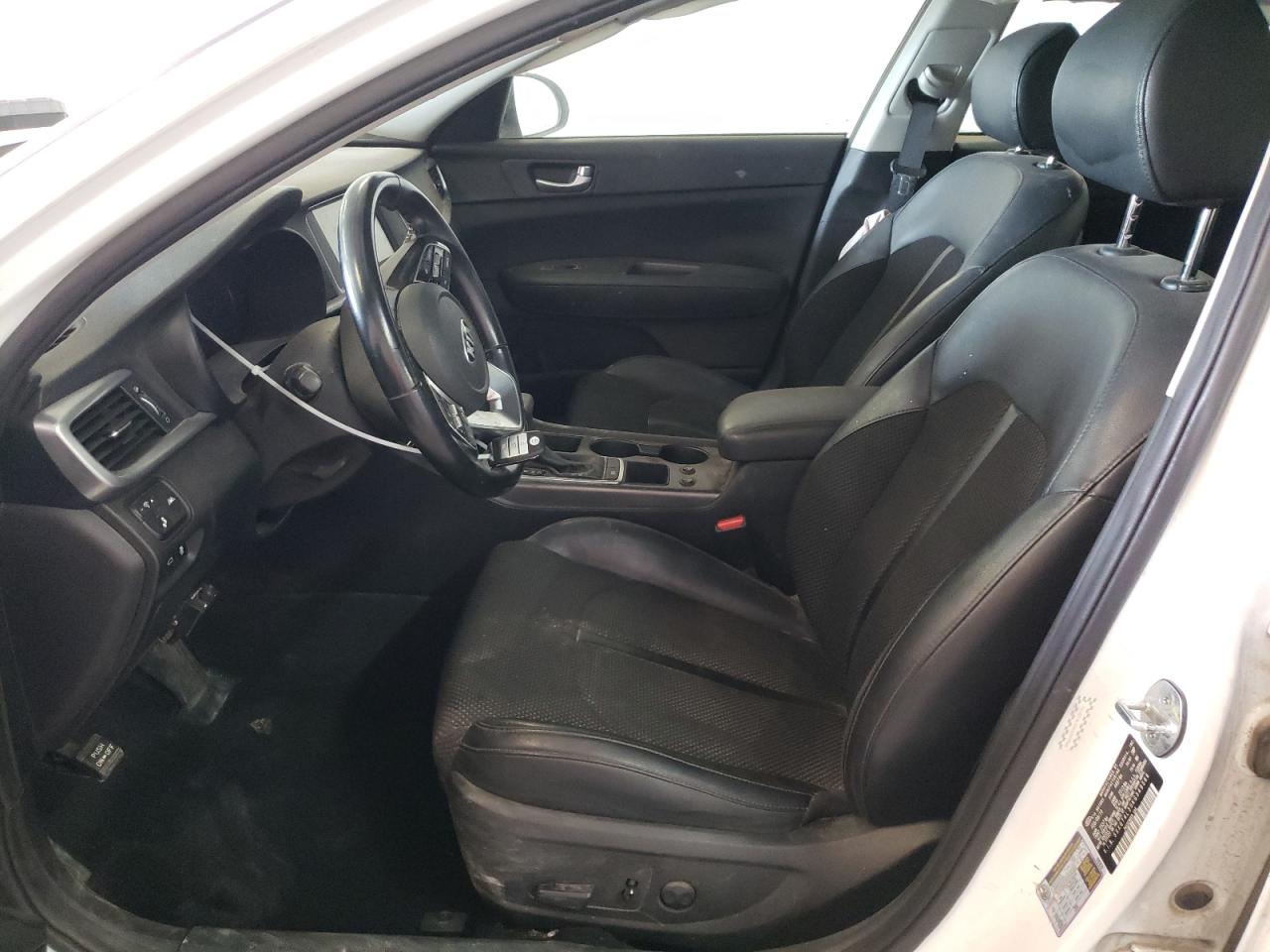 5XXGT4L30KG349566 2019 Kia Optima Lx