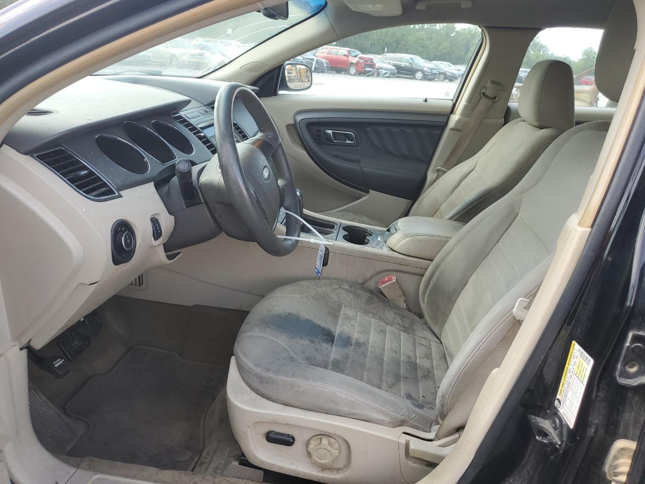 1FAHP2DW0BG190388 2011 Ford Taurus Se