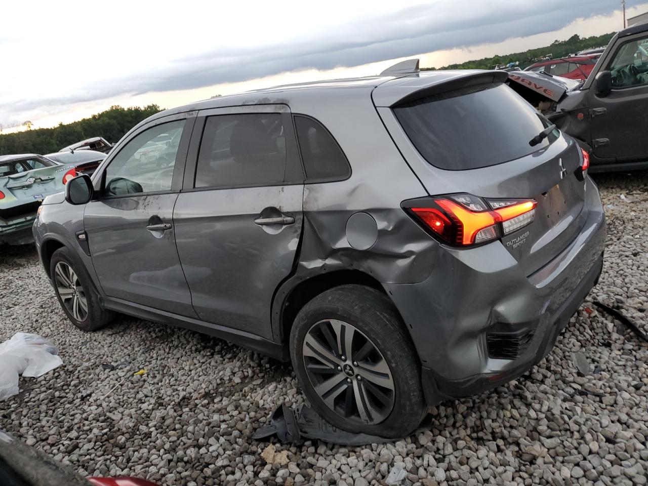 2022 Mitsubishi Outlander Sport Es vin: JA4APUAU5NU004516