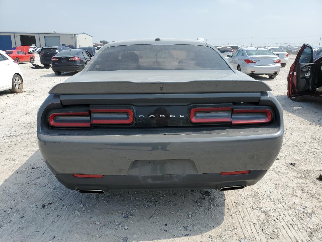 2C3CDZAGXKH668697 2019 Dodge Challenger Sxt