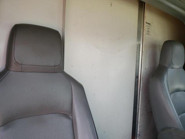 2016 Ford Econoline E350 Super Duty Cutaway Van VIN: 1FDWE3FLXGDC10540 Lot: 58937814