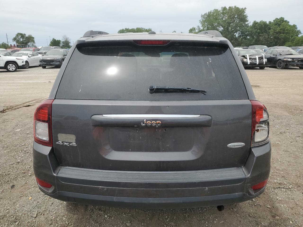 1C4NJDEB9FD177295 2015 Jeep Compass Latitude