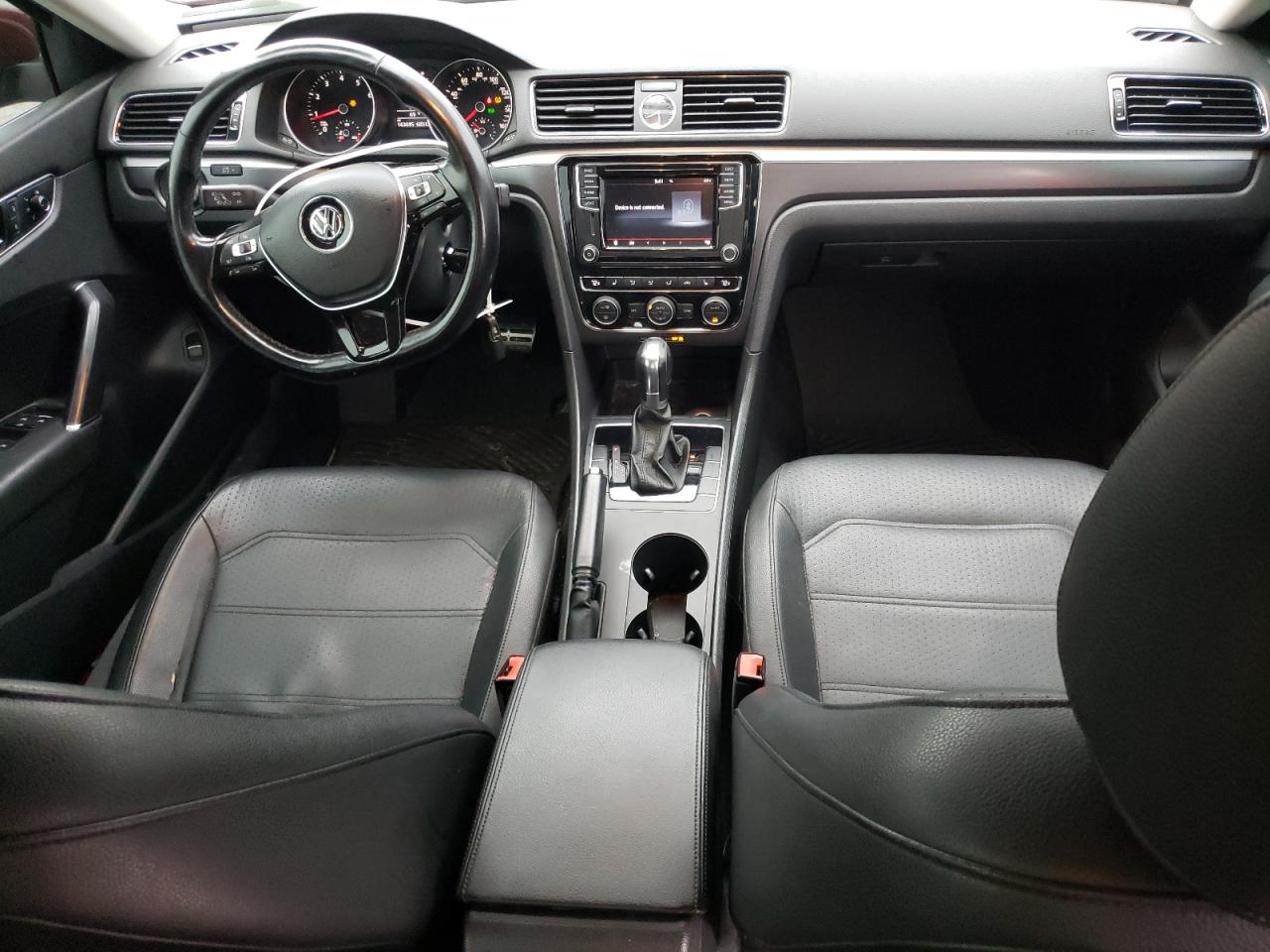 1VWDT7A38HC027691 2017 Volkswagen Passat R-Line