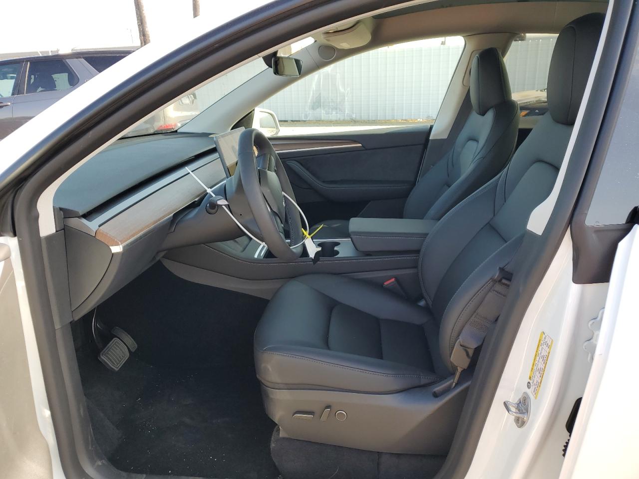 7SAYGDEE7RF079016 2024 Tesla Model Y