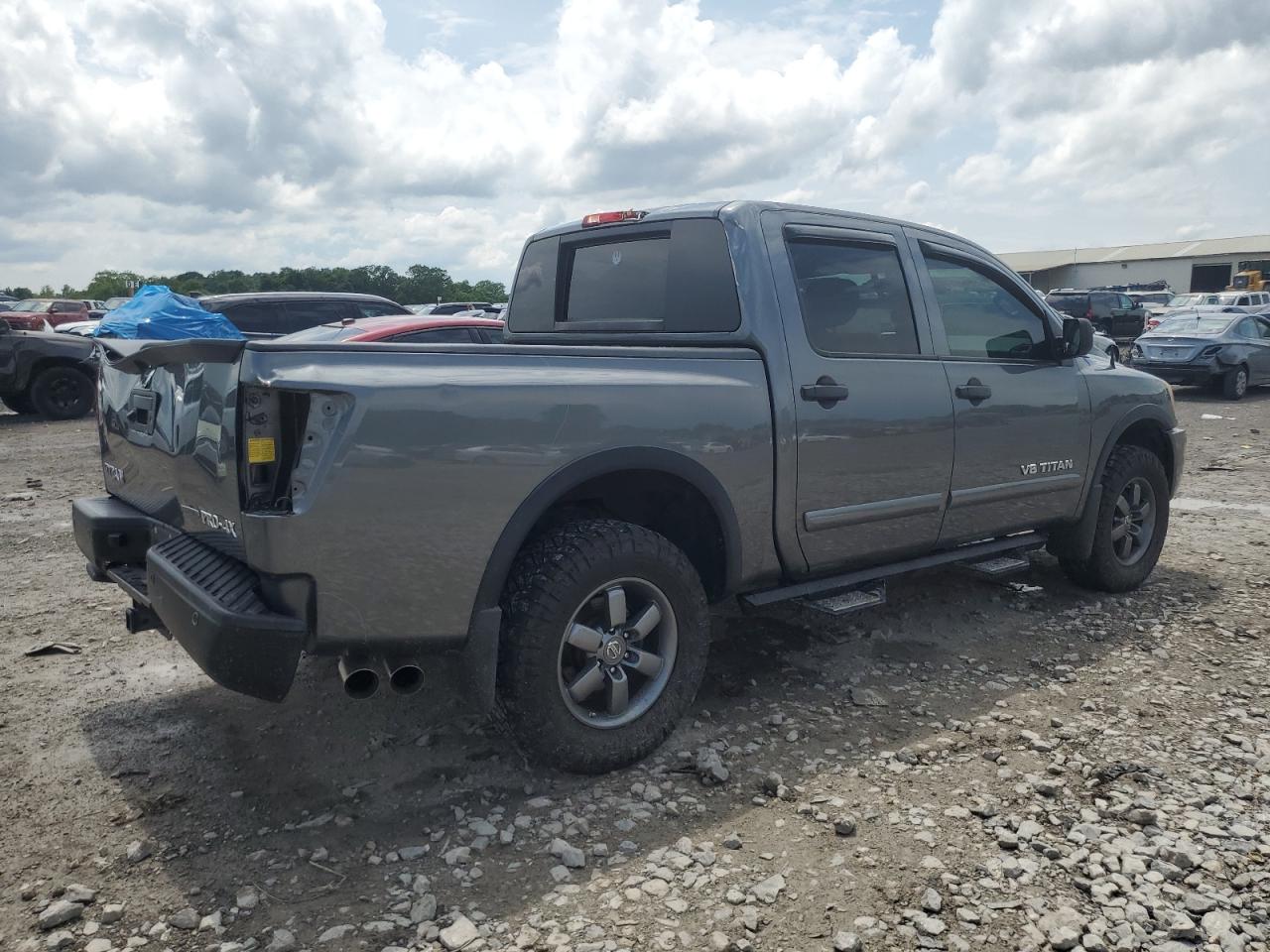 1N6BA0EC3EN507636 2014 Nissan Titan S