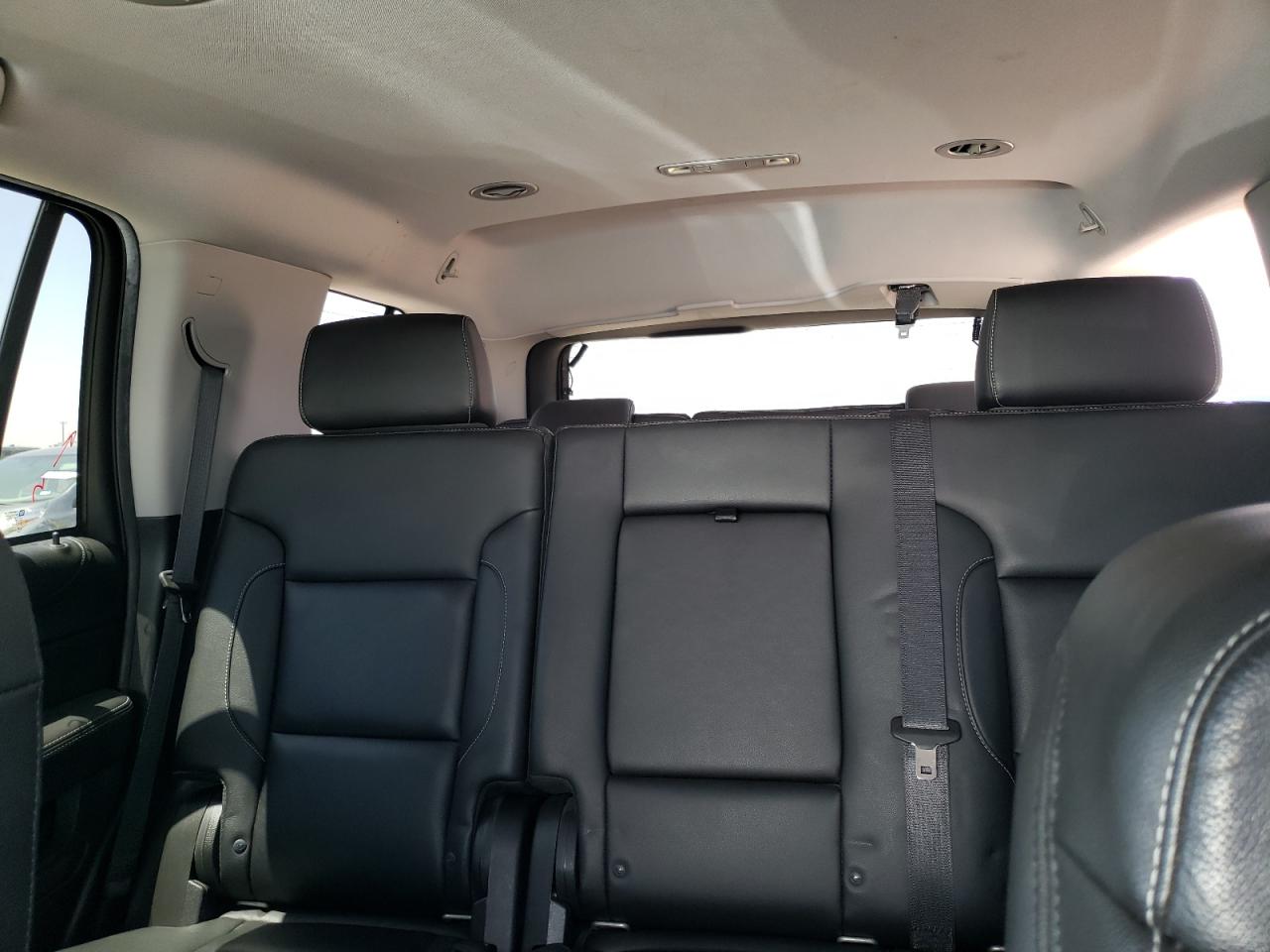 1GNSKBKC5JR164015 2018 Chevrolet Tahoe K1500 Lt