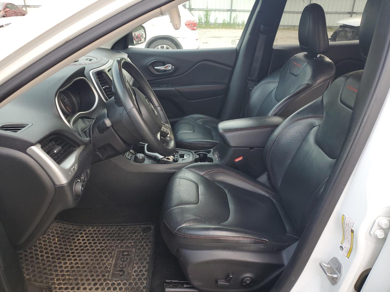 1C4PJMBB6GW112410 2016 Jeep Cherokee Trailhawk