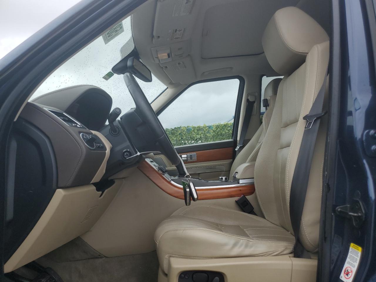 SALSK2D4XBA265252 2011 Land Rover Range Rover Sport Lux