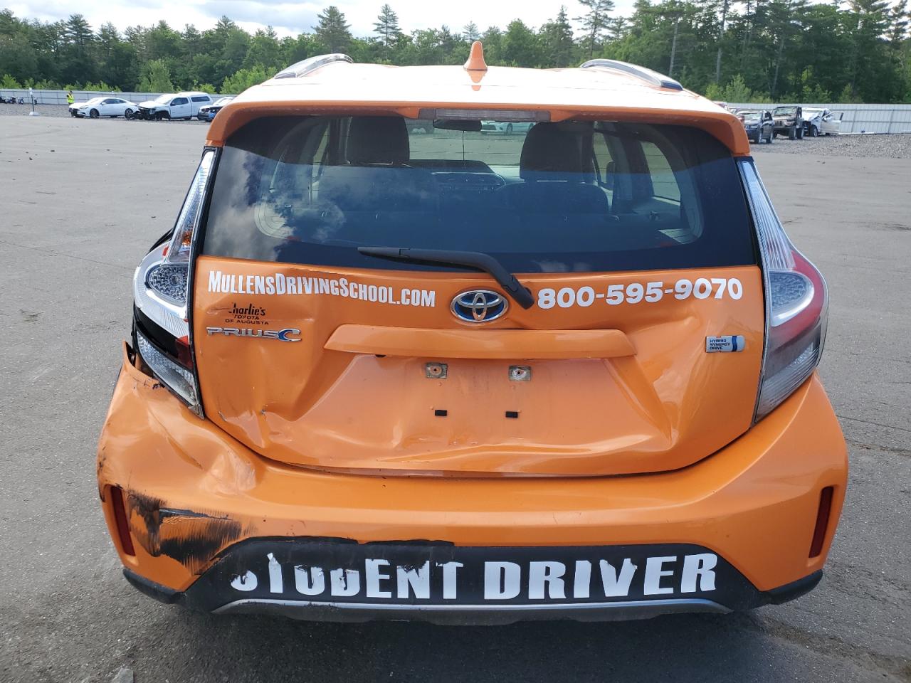 JTDKDTB36J1614357 2018 Toyota Prius C