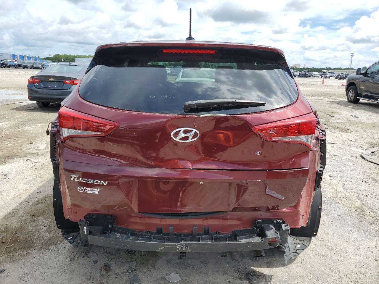 KM8J23A47HU254628 2017 Hyundai Tucson Se