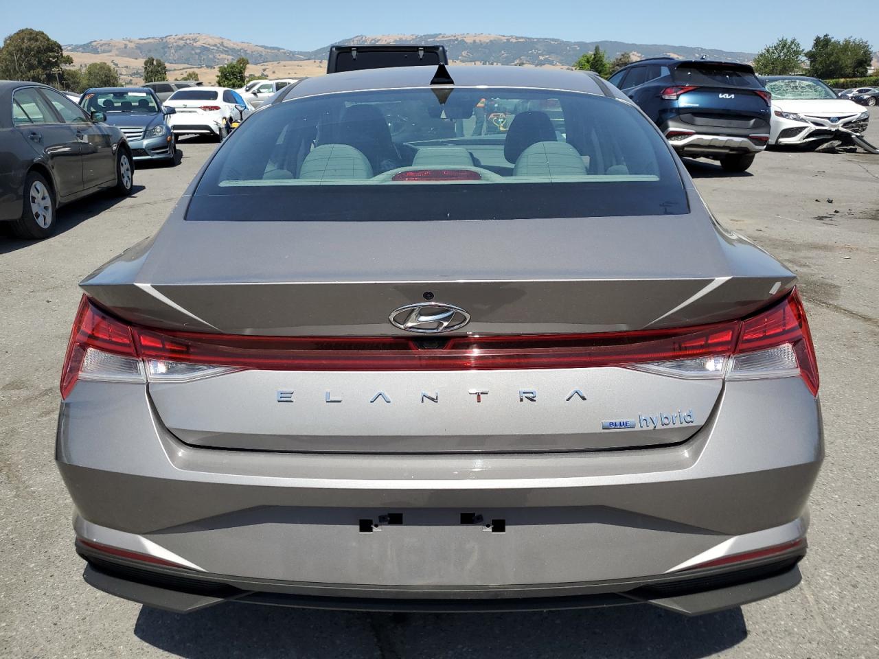 KMHLM4AJ1NU022990 2022 Hyundai Elantra Blue