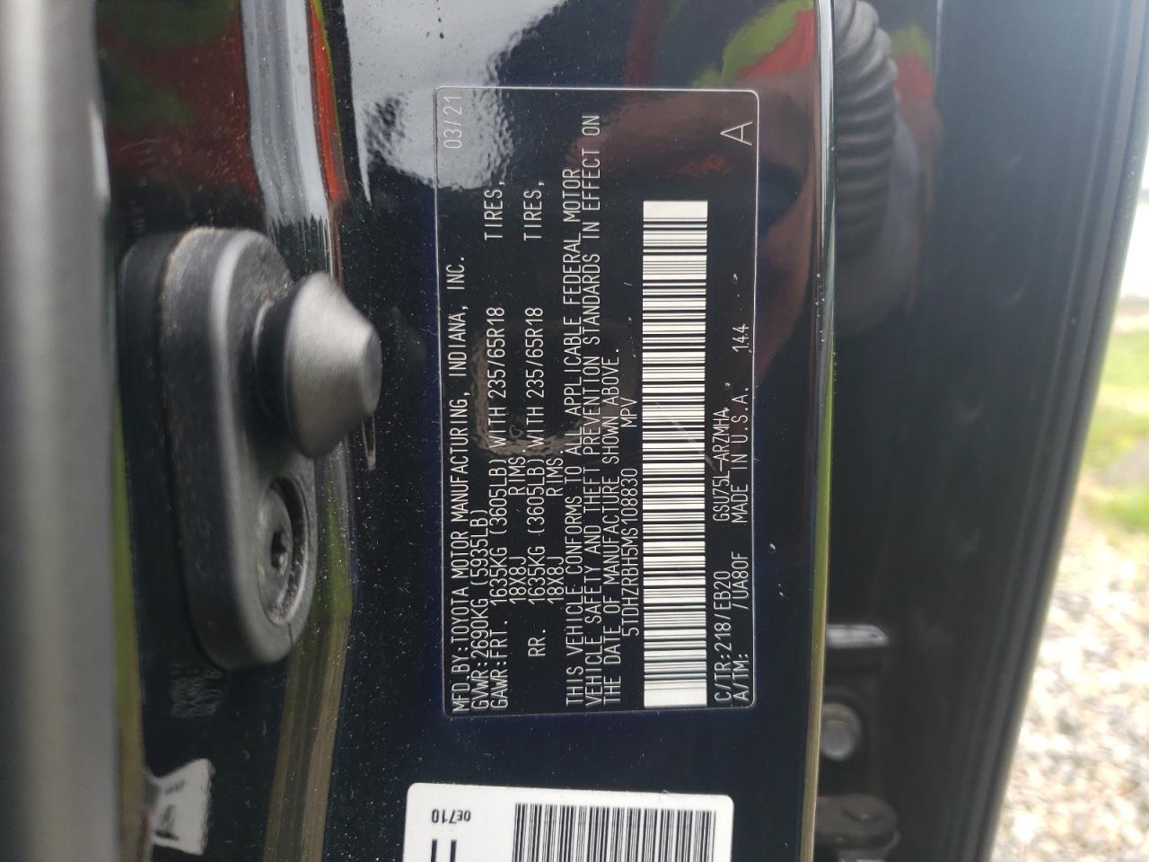 5TDHZRBH5MS108830 2021 Toyota Highlander Xle