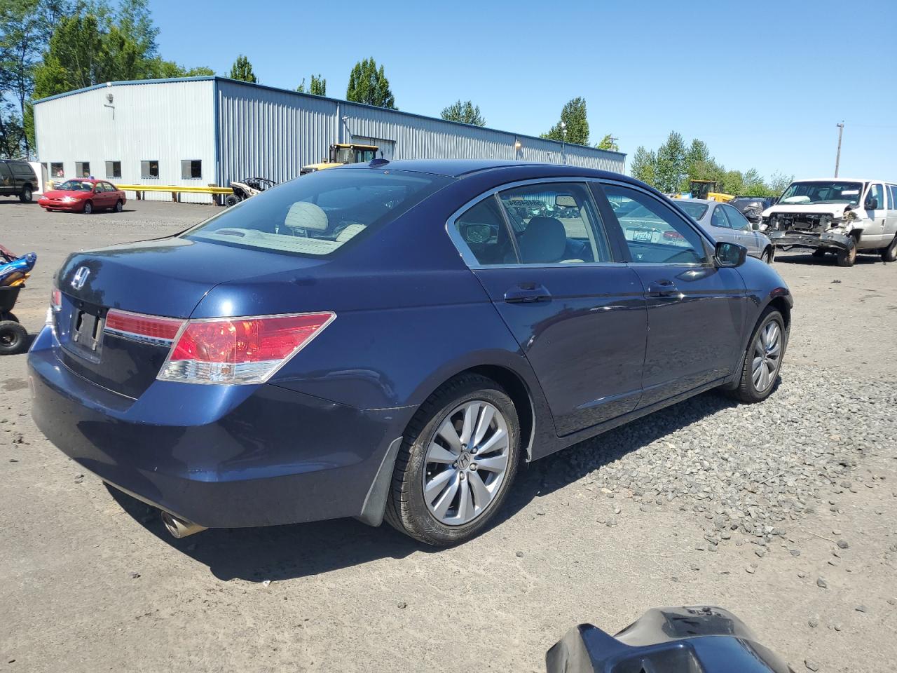 1HGCP2F82BA085701 2011 Honda Accord Exl