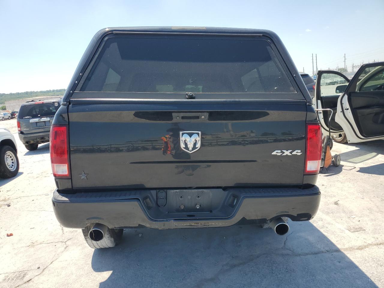 1C6RR7FT1HS667500 2017 Ram 1500 St