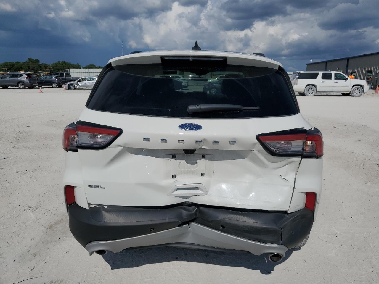 1FMCU0H67NUB38561 2022 Ford Escape Sel