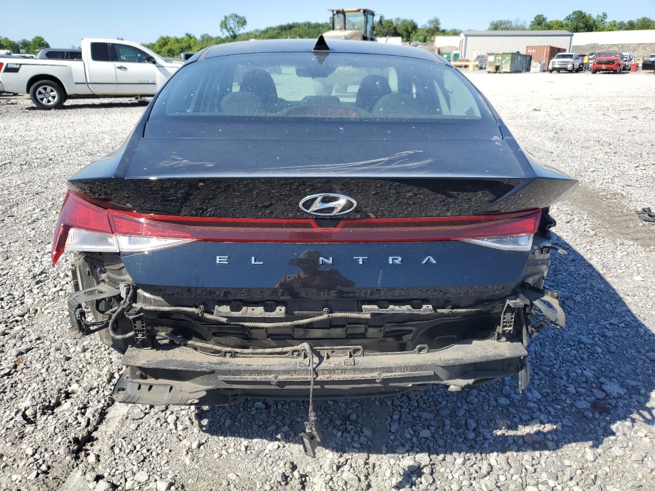 KMHLM4AG2NU321473 2022 Hyundai Elantra Sel