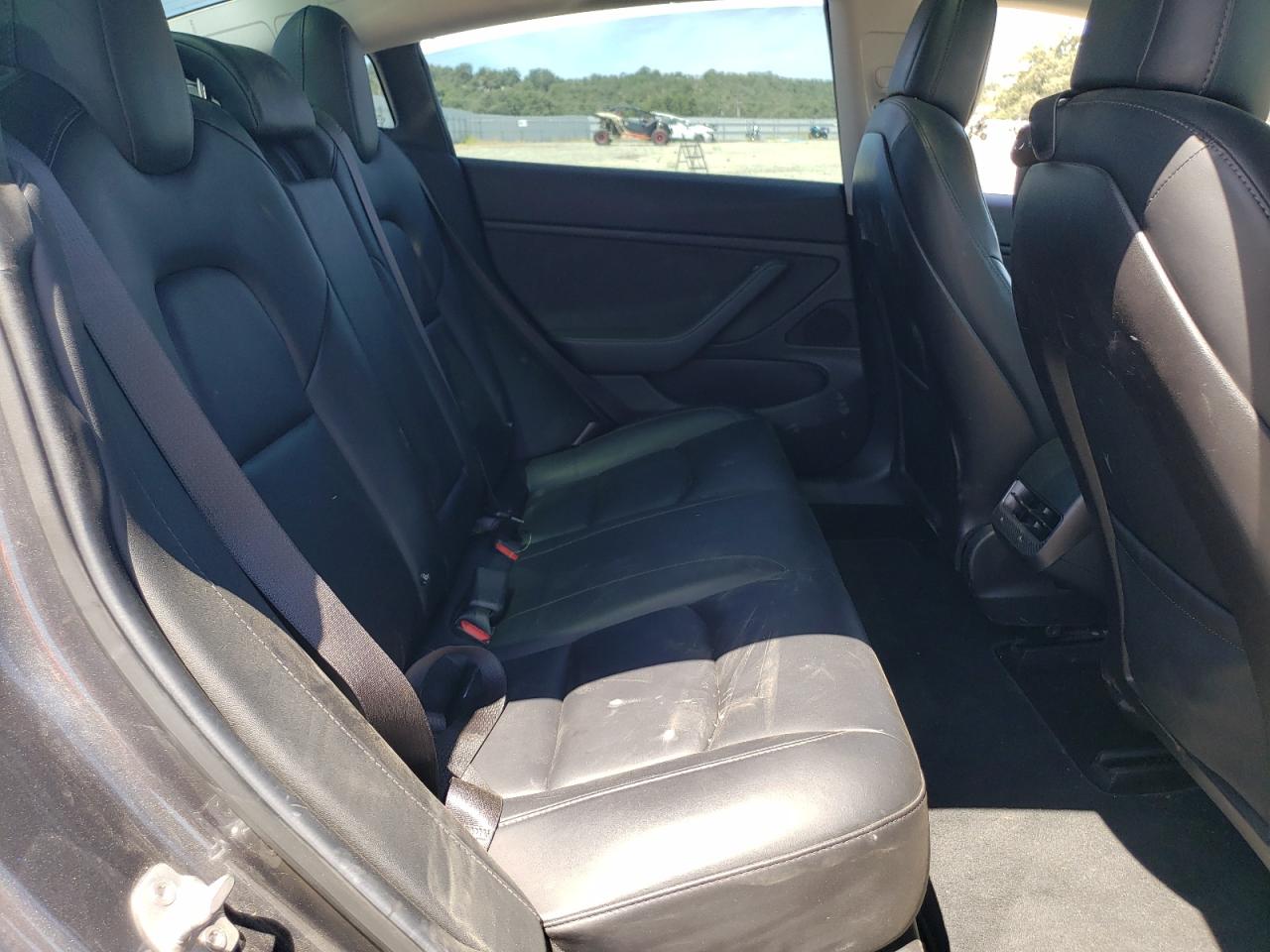 5YJ3E1EA7JF058275 2018 Tesla Model 3