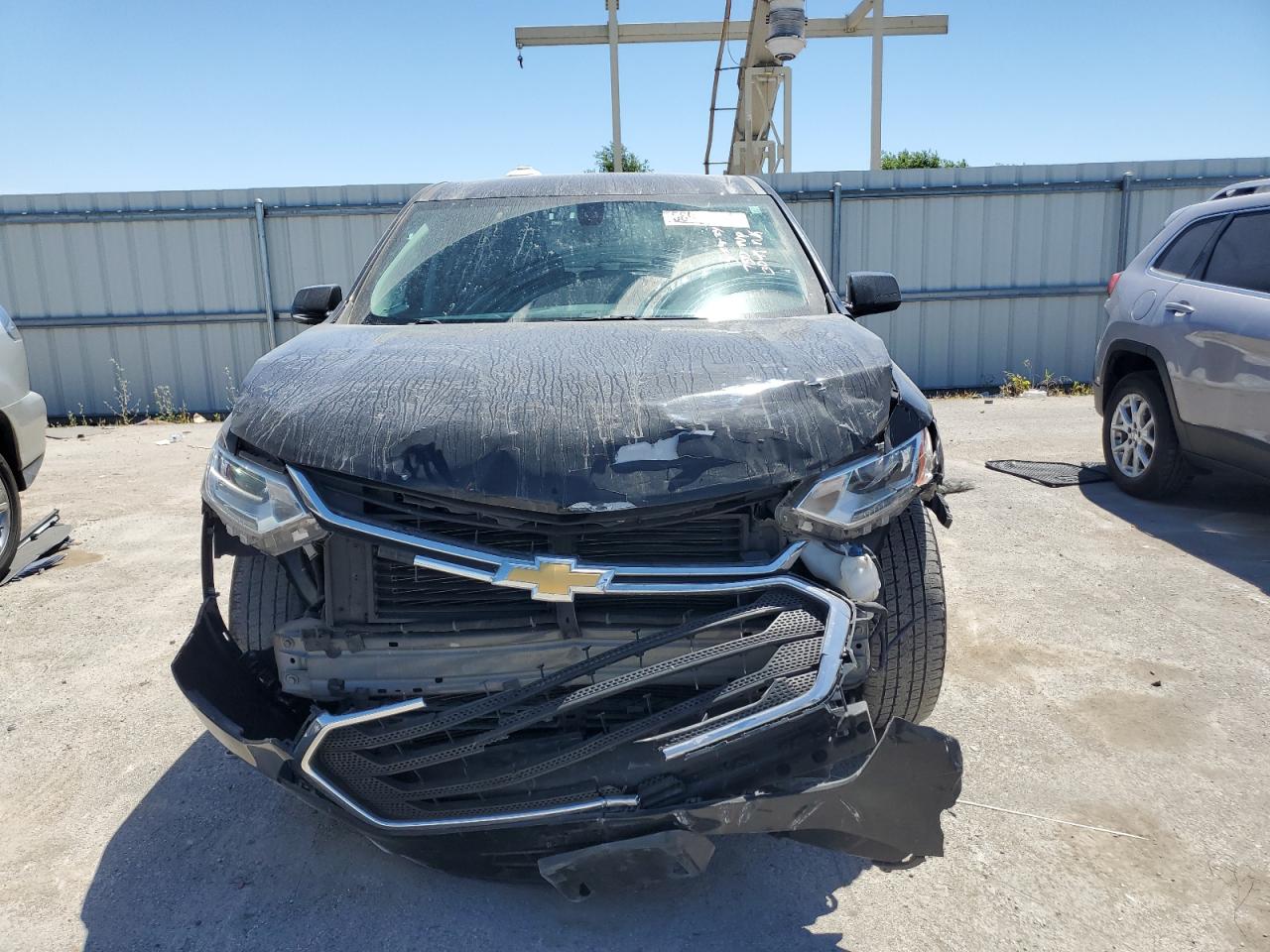 2019 Chevrolet Traverse Ls vin: 1GNERFKW0KJ283049